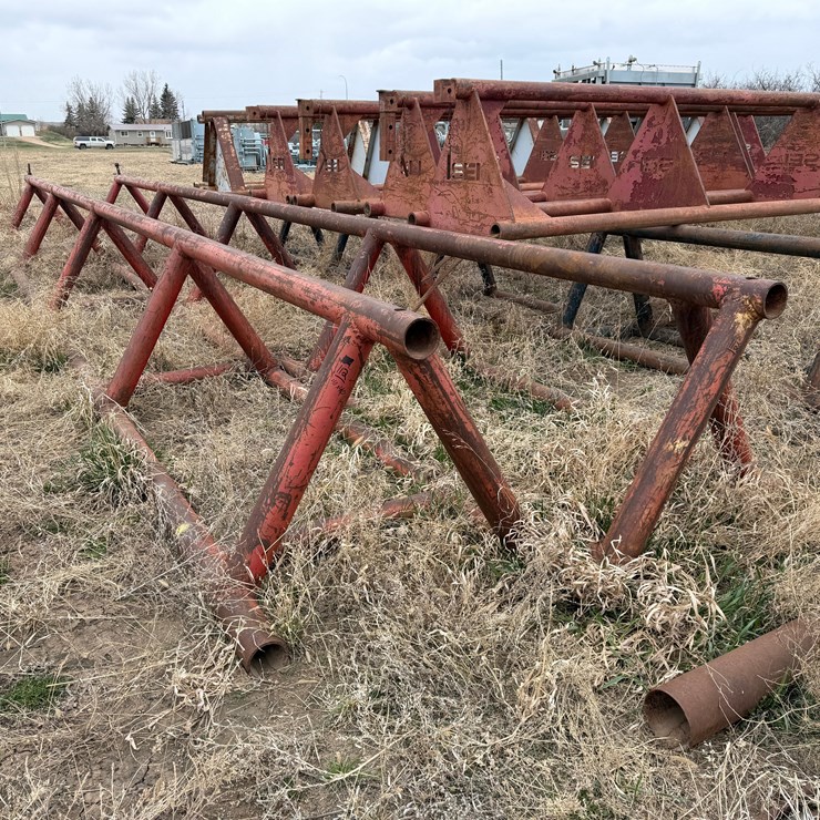 (2x$) 40'x40" SET OF TRIANGLE PIPE RACKS