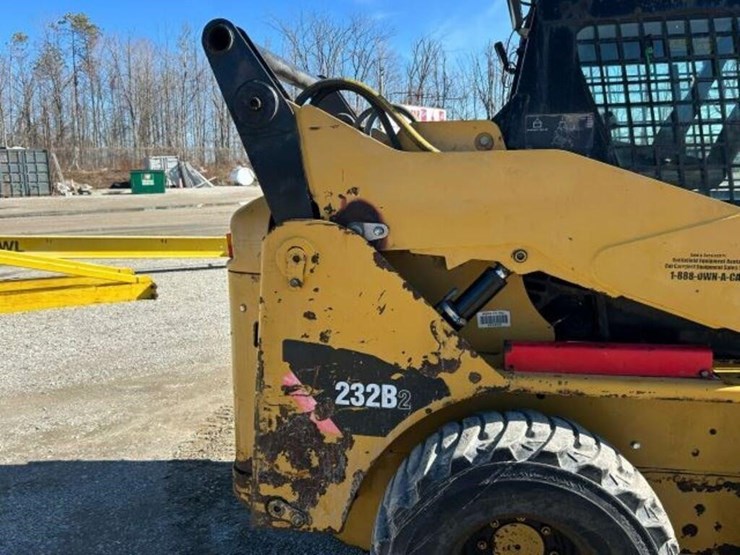 2009-caterpillar-232b2-image-24