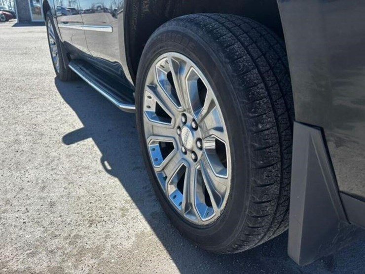 2016-gmc-yukon-denali-image-104