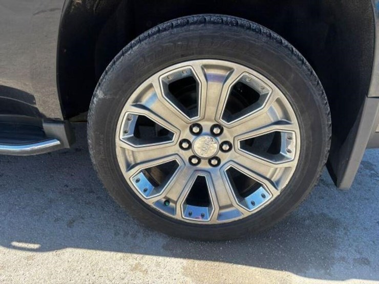 2016-gmc-yukon-denali-image-105