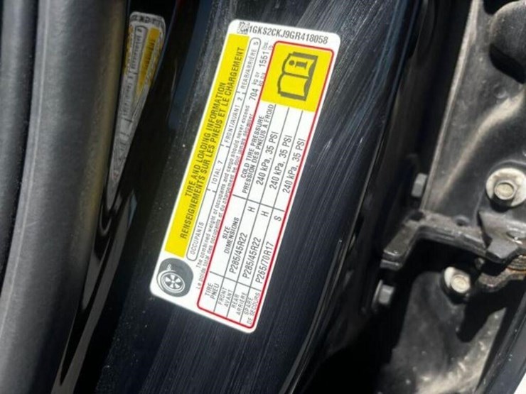 2016-gmc-yukon-denali-image-9