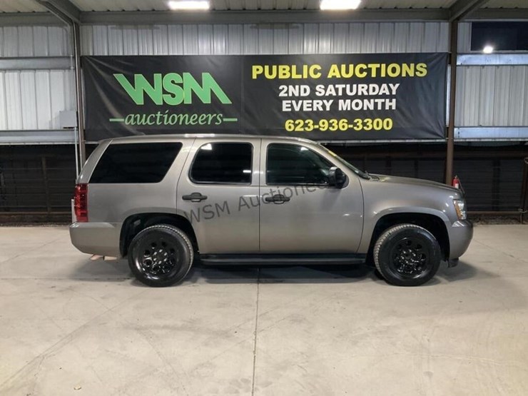 2012-chevrolet-tahoe-image-1