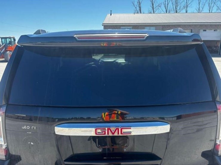 2016-gmc-yukon-denali-image-82