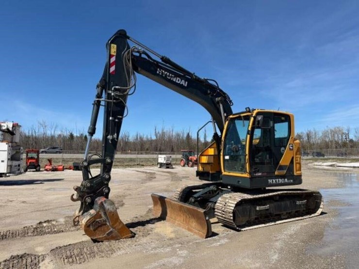 2023-hyundai-hx130a-lcr-image-1