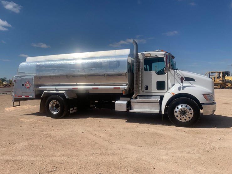 2020-kenworth-t370-image-7