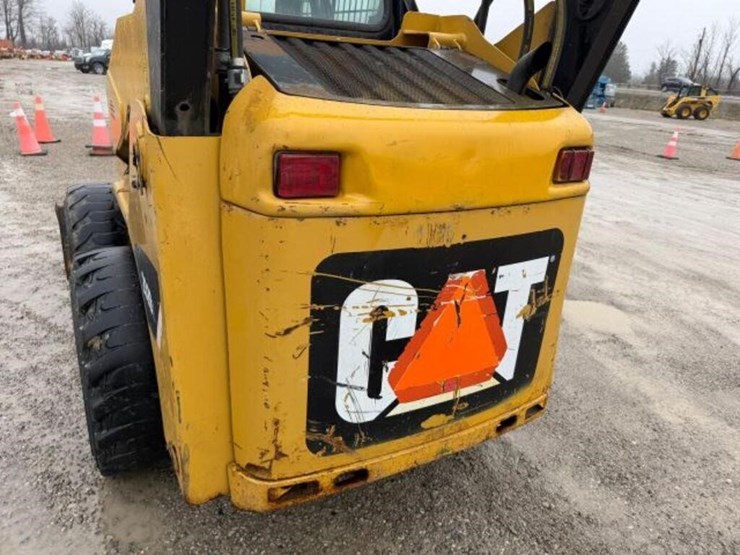 2009-caterpillar-232b2-image-35