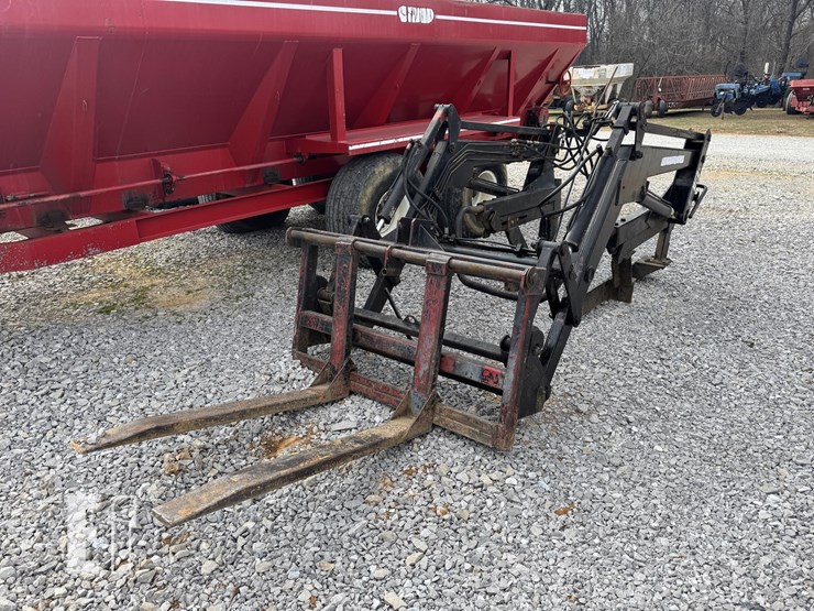 case-ih-5130-image-1