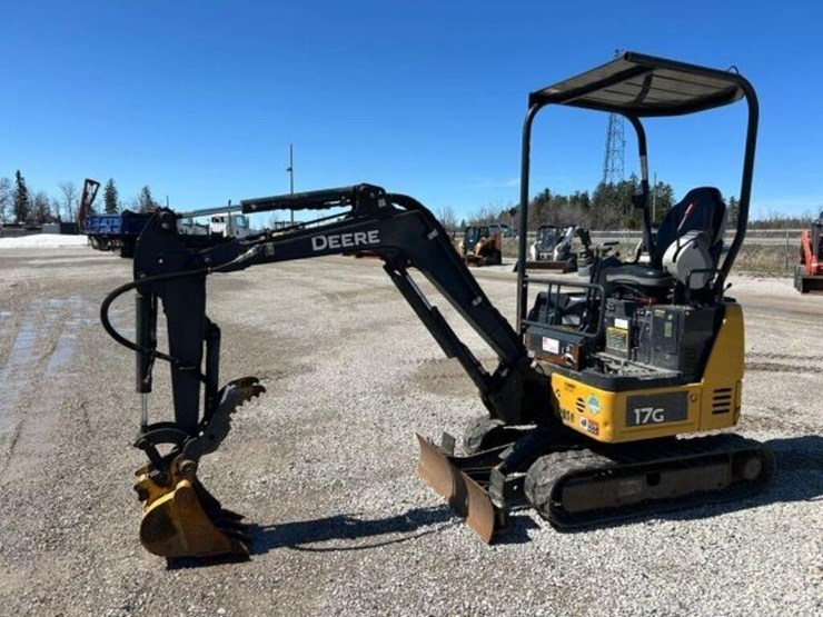 2019-deere-17g-image-1