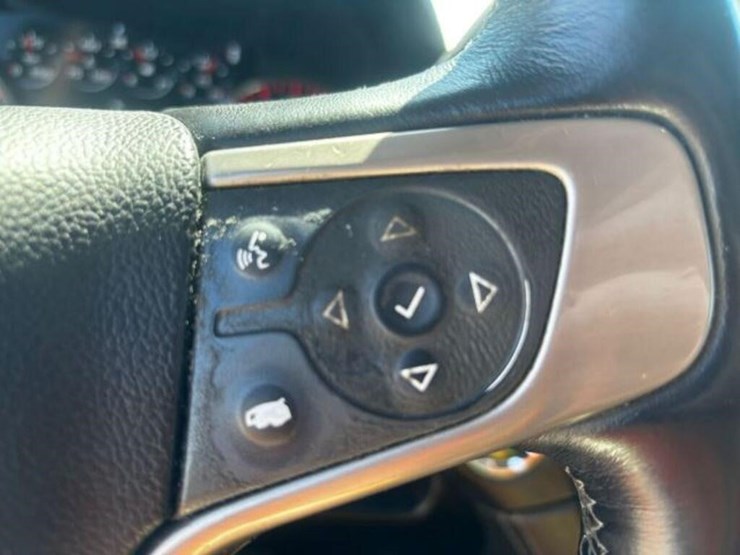 2016-gmc-yukon-denali-image-26