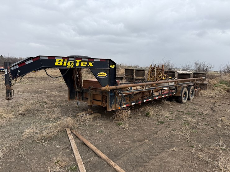 2018-big-tex-24'-t/a-gn-tool-trailer-image-1