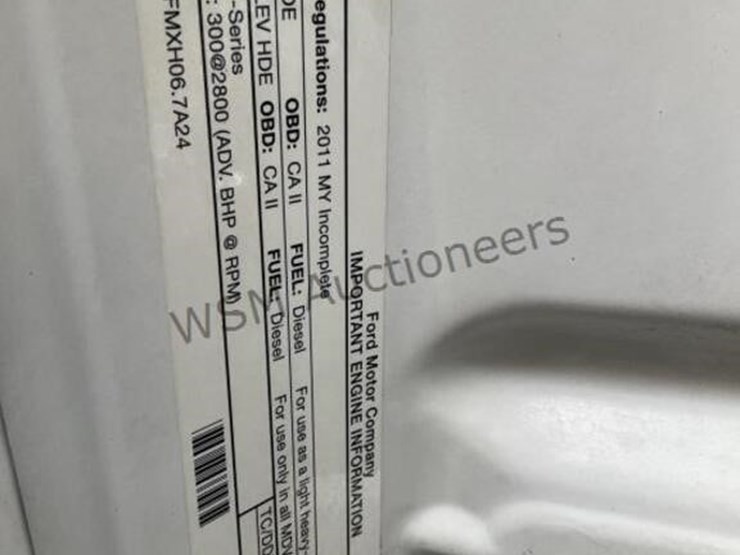 2011-ford-f350-image-13