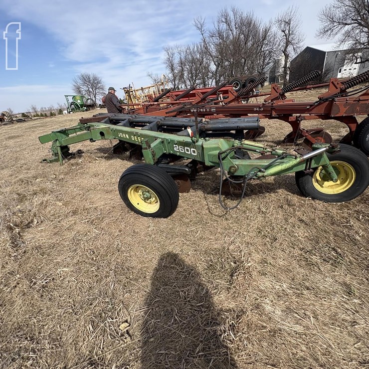 JOHN DEERE 2600