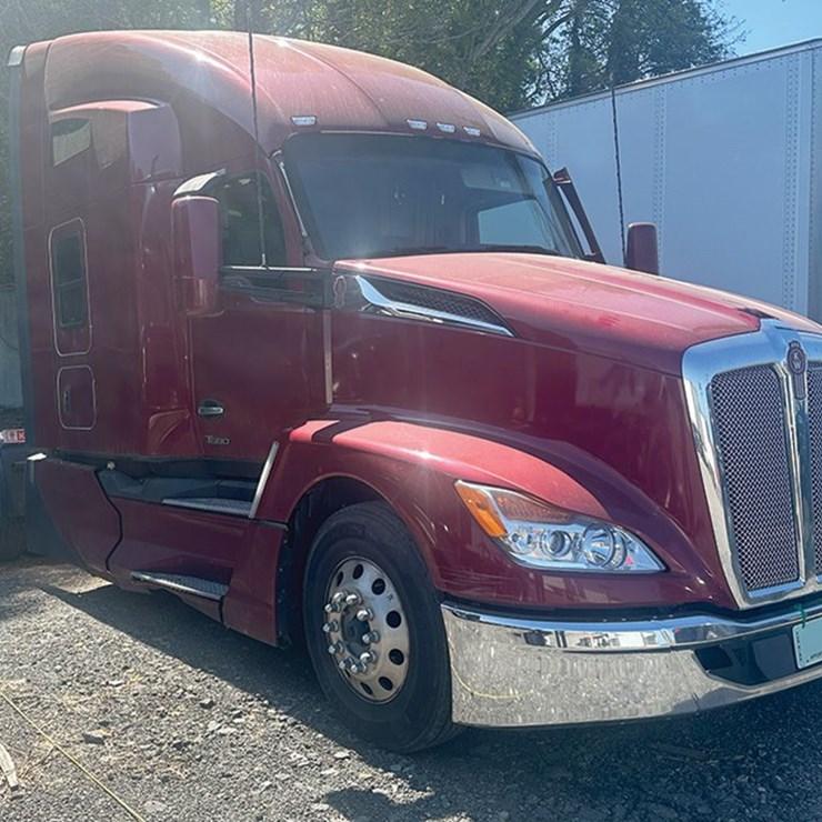 2023 KENWORTH T680