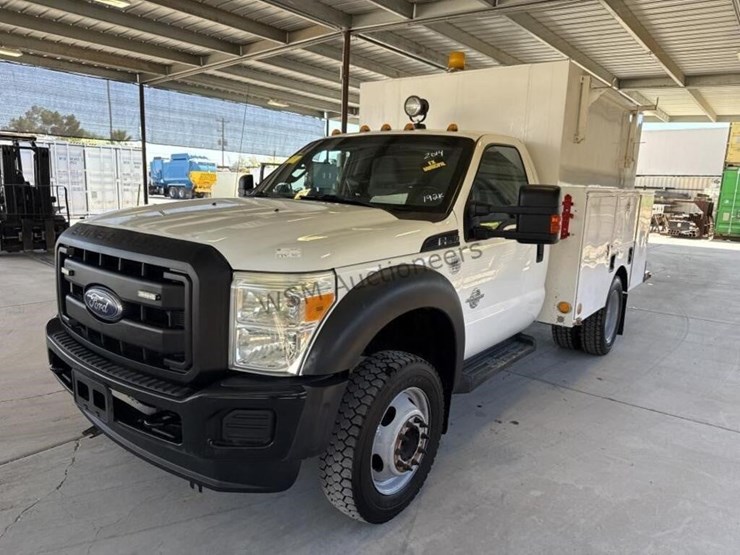 2014-ford-f550-image-4