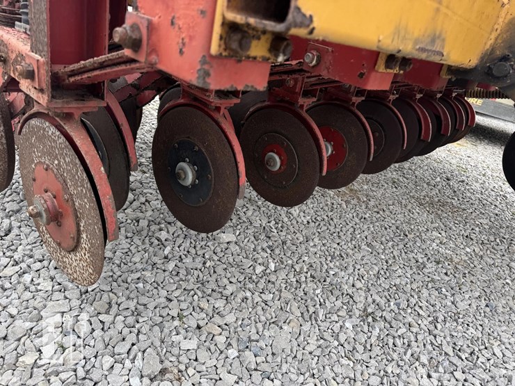 haybuster-107-image-5