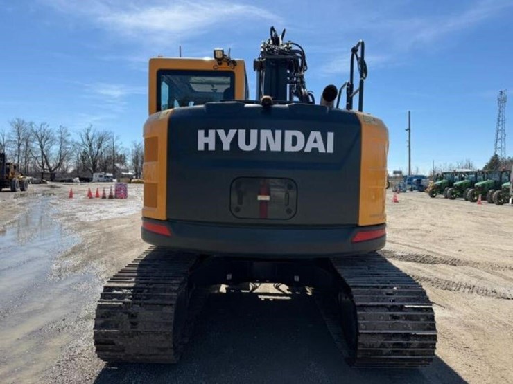 2023-hyundai-hx130a-lcr-image-8