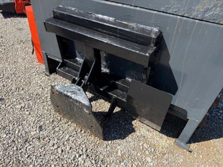 kubota-f2690-image-70