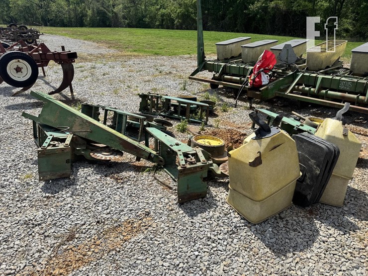 john-deere-7000-image-2