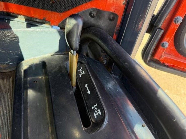 kubota-f2690-image-9