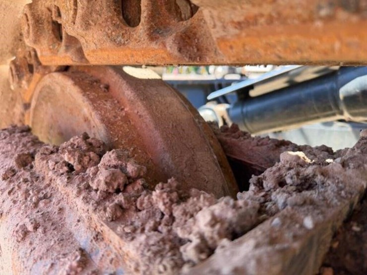 2023-hyundai-hx130a-lcr-image-57