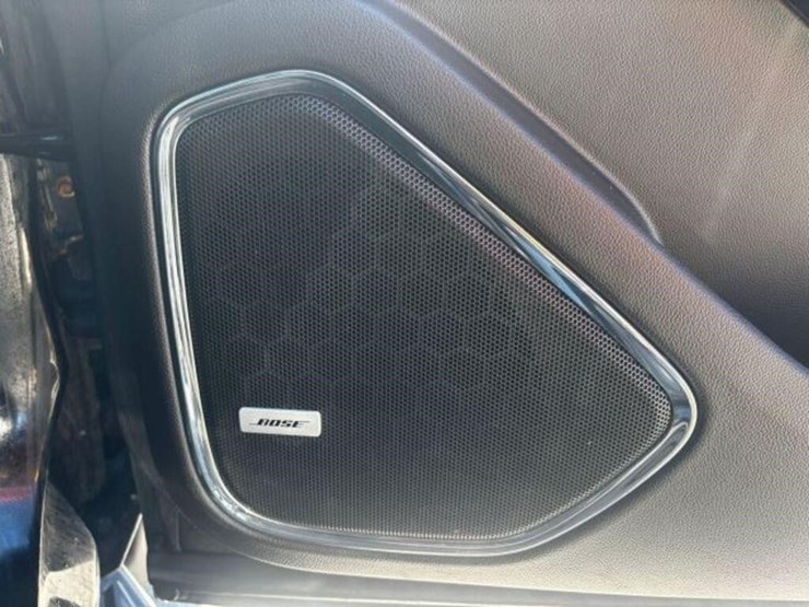 2016-gmc-yukon-denali-image-40