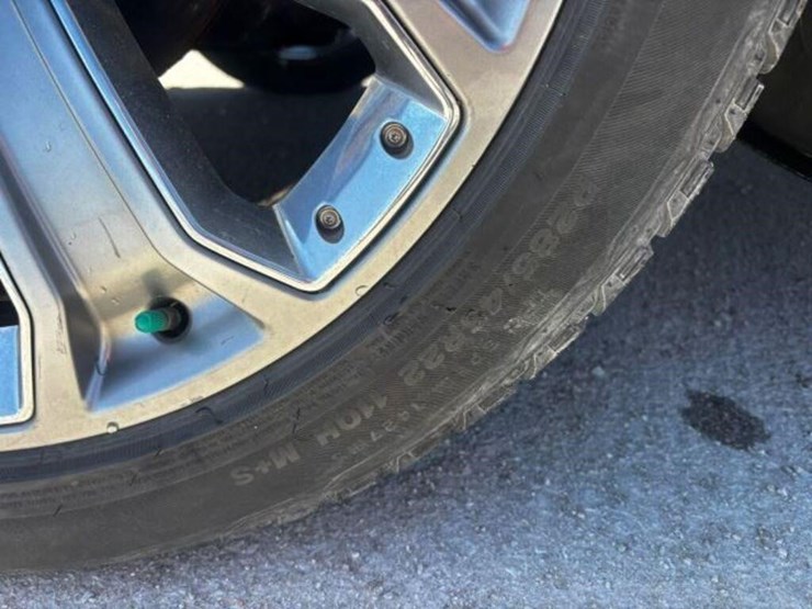 2016-gmc-yukon-denali-image-106