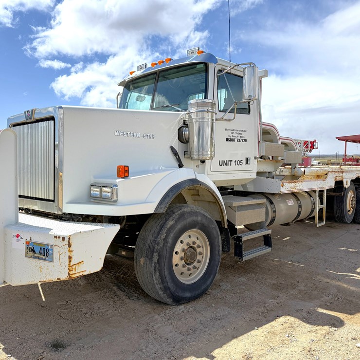 2009 WESTERN STAR 4900