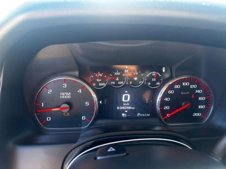 2016-gmc-yukon-denali-image-18