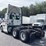 2019-freightliner-cascadia-126-image-2