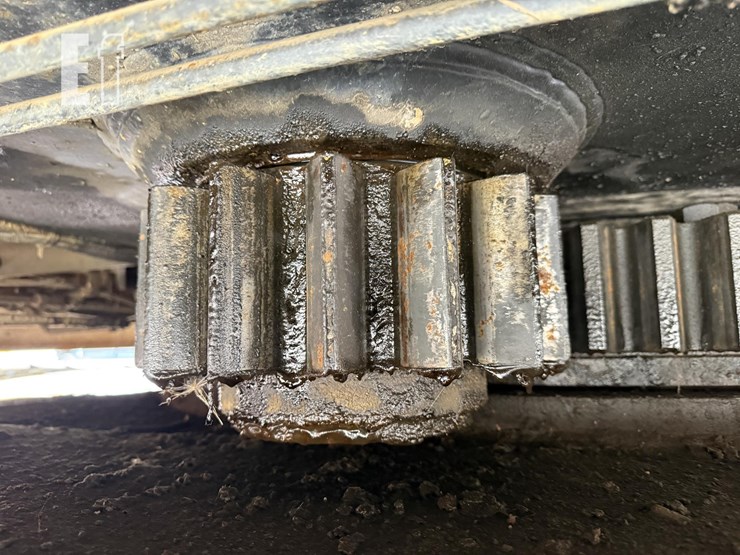 1983-link-belt-ls-338-image-13