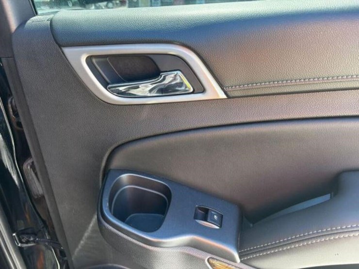 2016-gmc-yukon-denali-image-51