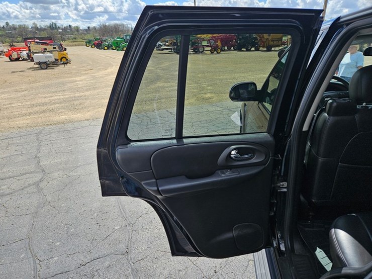 2006-chevrolet-blazer-image-24