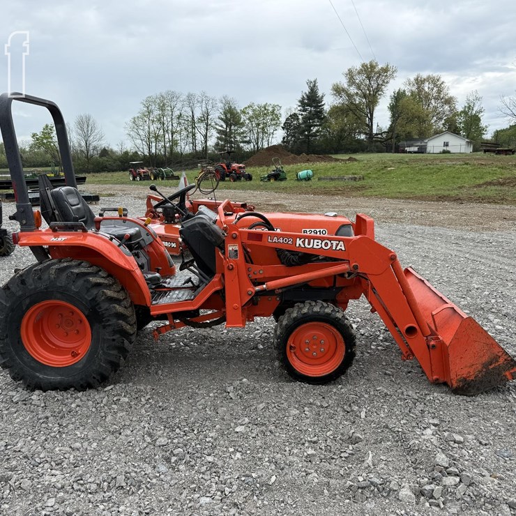 KUBOTA B2910