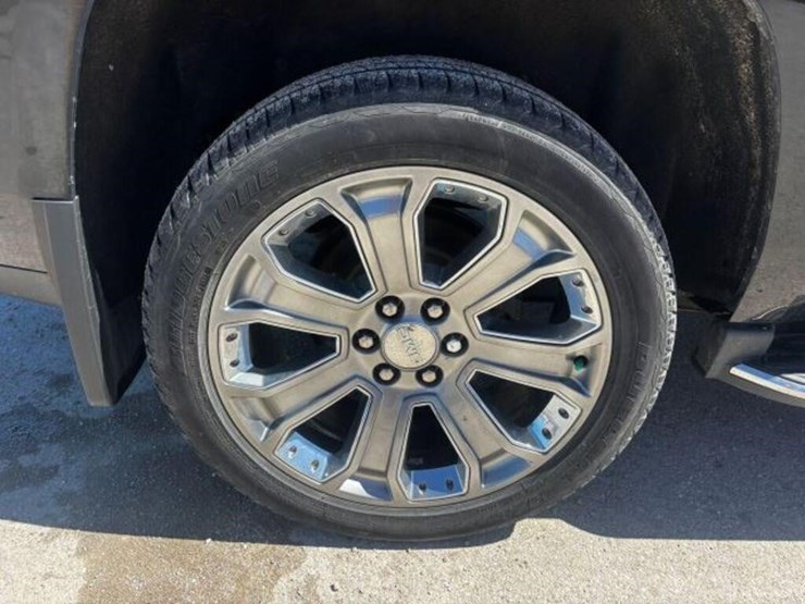 2016-gmc-yukon-denali-image-103