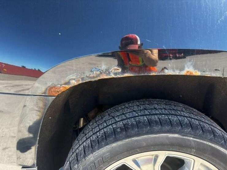 2016-gmc-yukon-denali-image-80