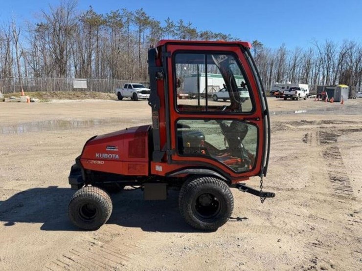 kubota-f2690-image-2