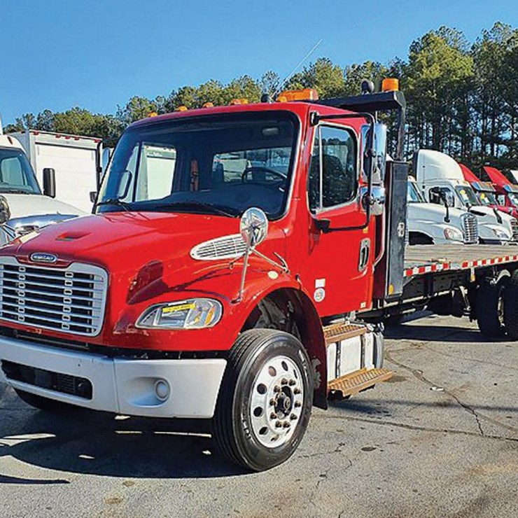 2019 FREIGHTLINER M2 106