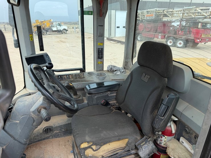 caterpillar-924k-image-8