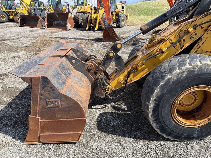 caterpillar-924g-image-12