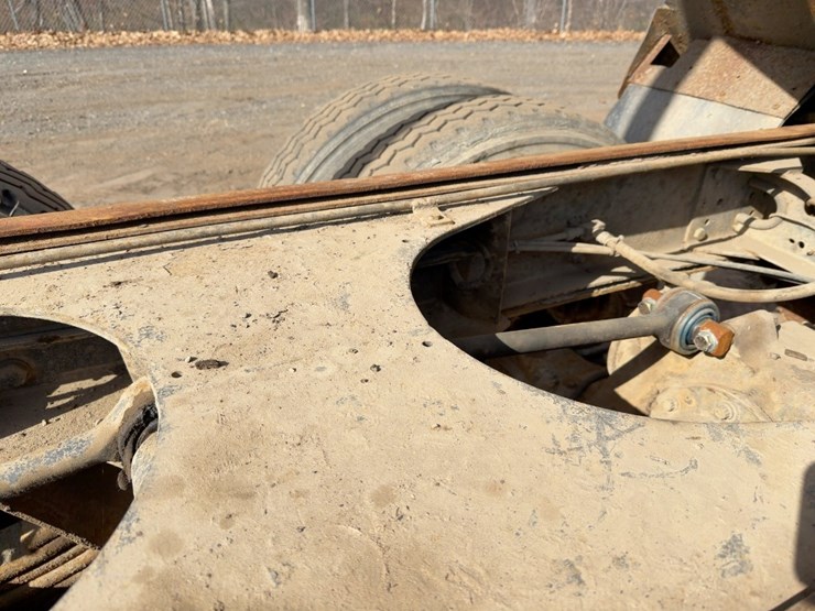 1998-mack-rd690s-image-19