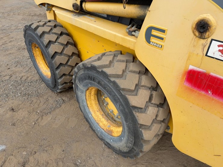 2006-gehl-5640-image-13