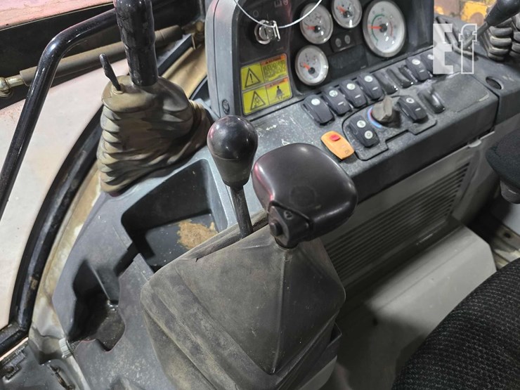 2007-caterpillar-420e-image-24