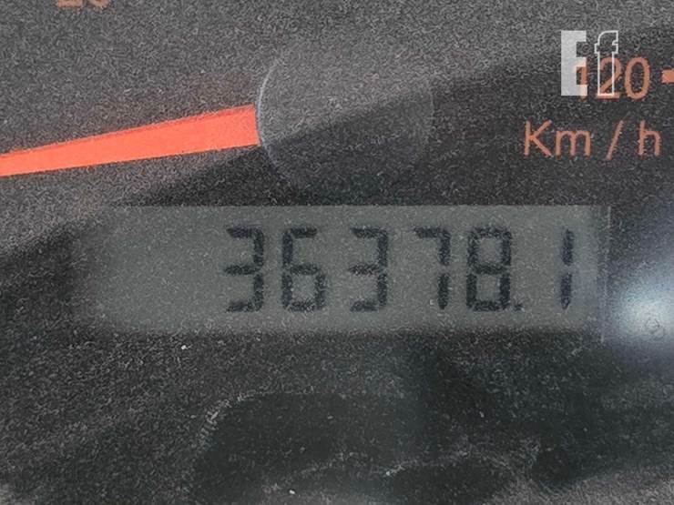 1999-kenworth-t800-image-12