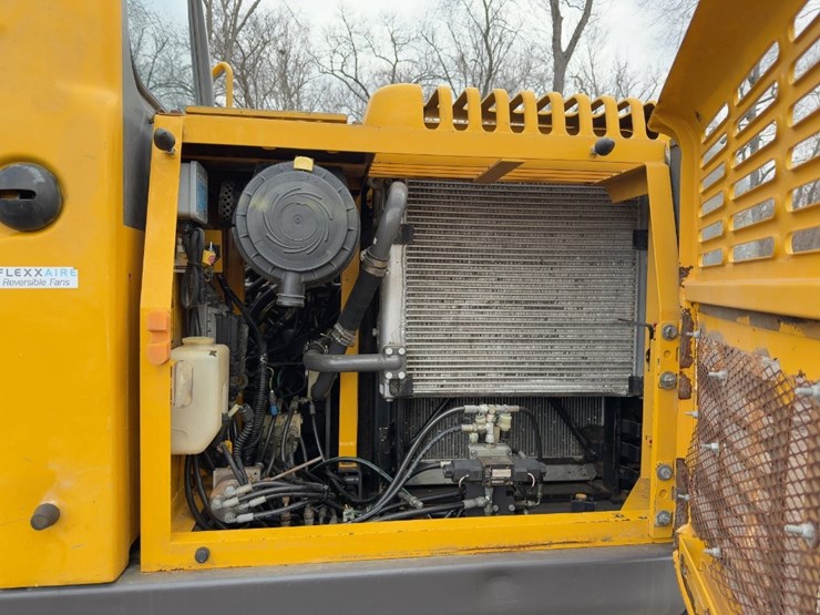 2006-volvo-ec140b-lc-image-33