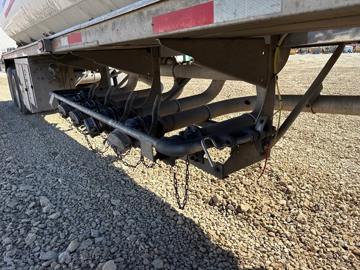 2007-heil-trailer-image-18