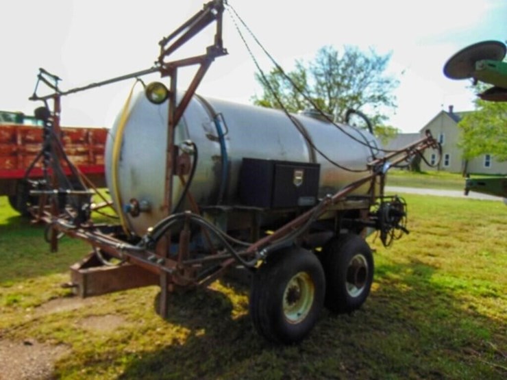 1000-gal.-sprayer-image-10
