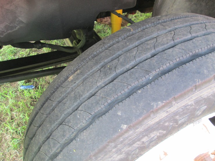 #46152-•-2005-chevrolet-s/a-single-cab-flatbed-truck-1gdg5c1e75f902740-image-18