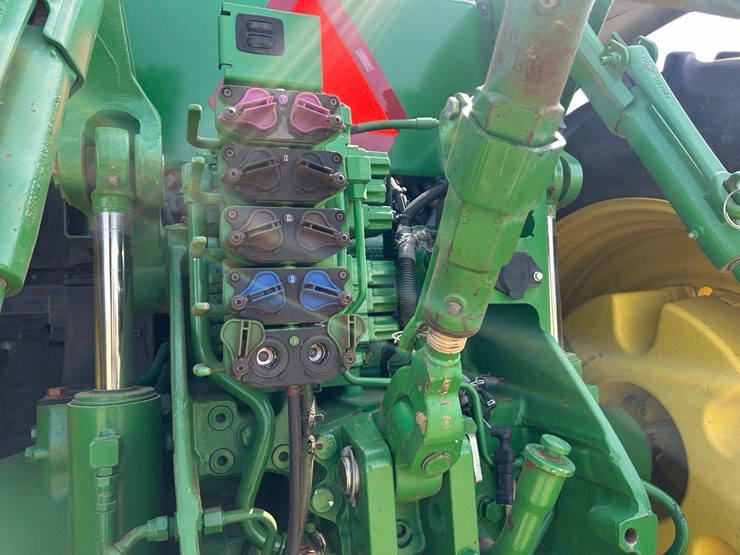 2017-john-deere-8270r-image-6