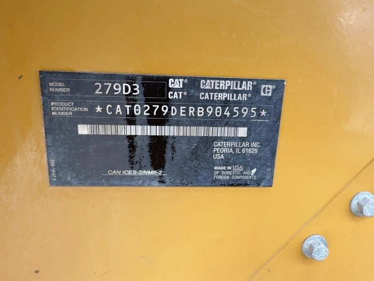 2023-caterpillar-279d3-image-26