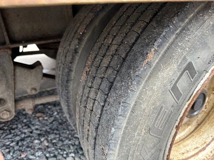 2005-massey-ferguson-8-image-34